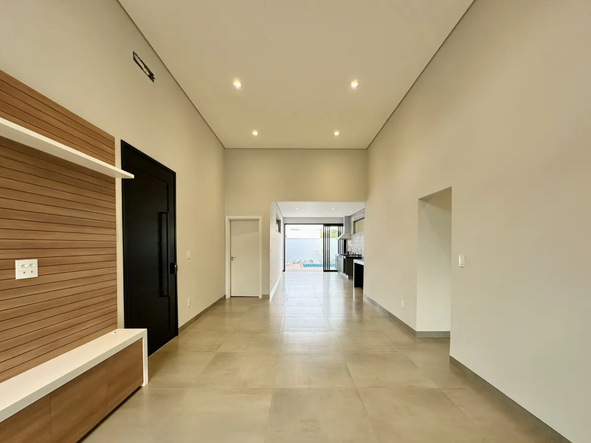 Imagem de Lindíssima casa de condomínio a venda -  Village Damha III, 3 suítes, piscina e escritório em Araraquara