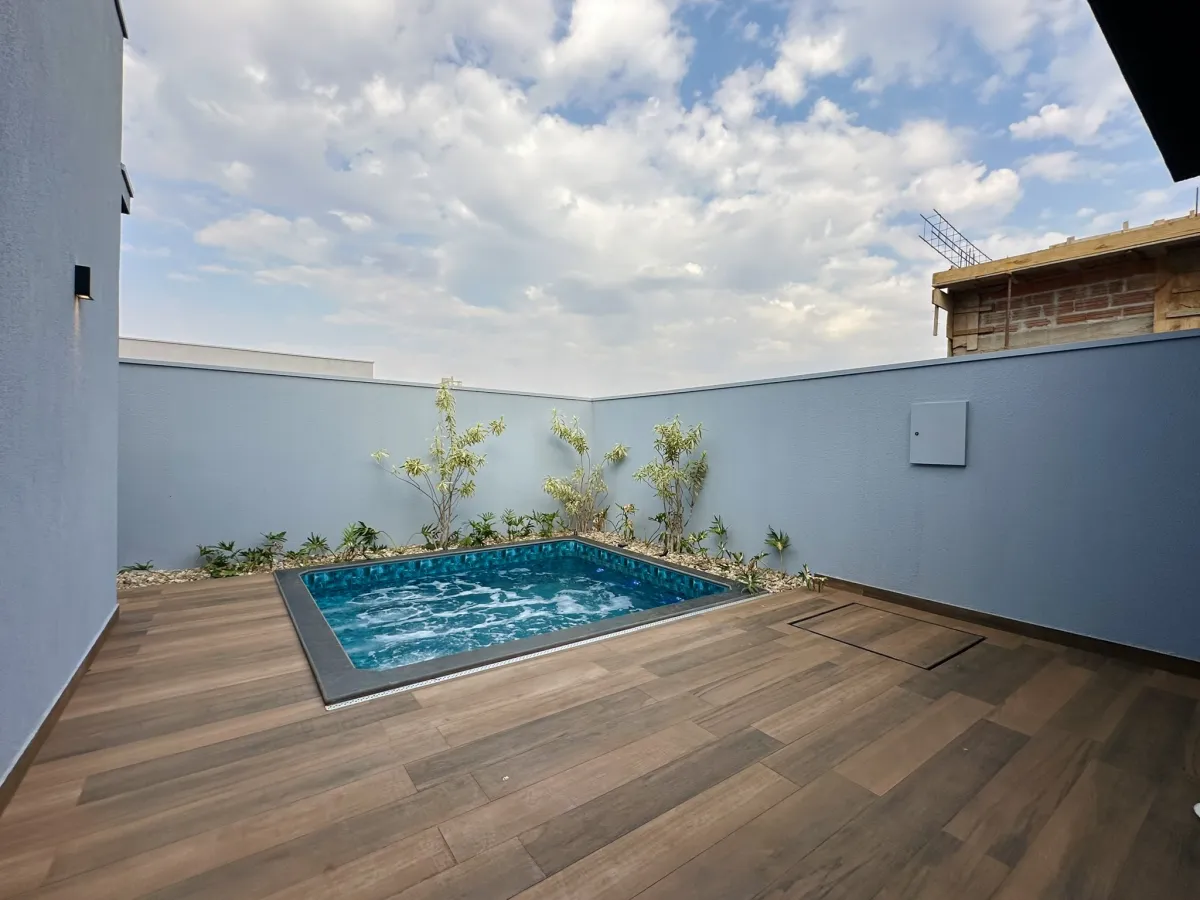 Imagem de Lindíssima casa de condomínio a venda -  Village Damha III, 3 suítes, piscina e escritório em Araraquara