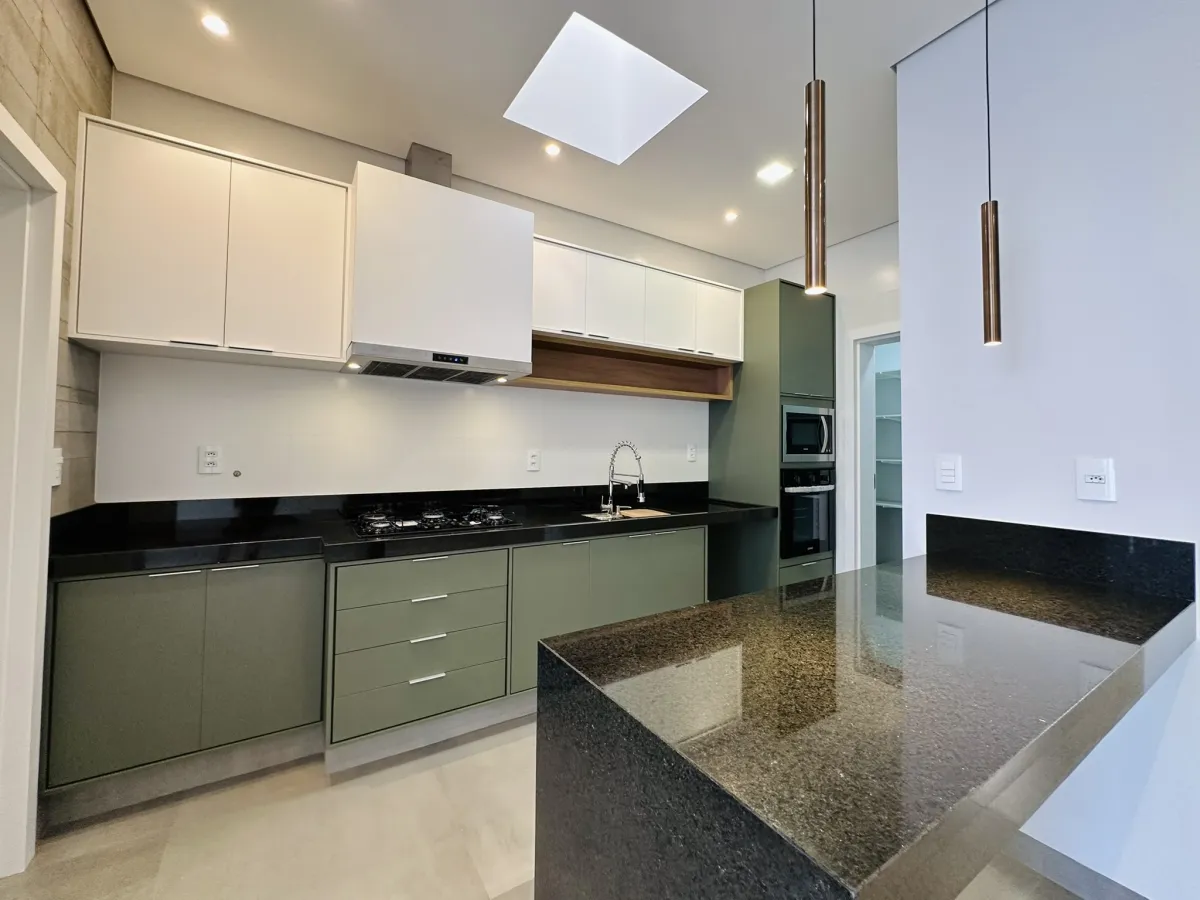 Imagem de Lindíssima casa de condomínio a venda -  Village Damha III, 3 suítes, piscina e escritório em Araraquara