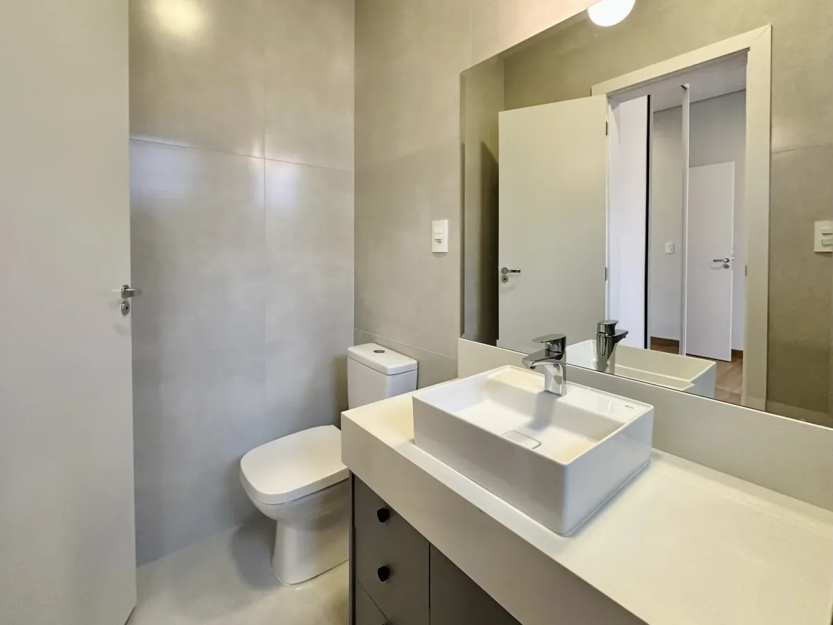 Imagem de Lindíssima casa de condomínio a venda -  Village Damha III, 3 suítes, piscina e escritório em Araraquara