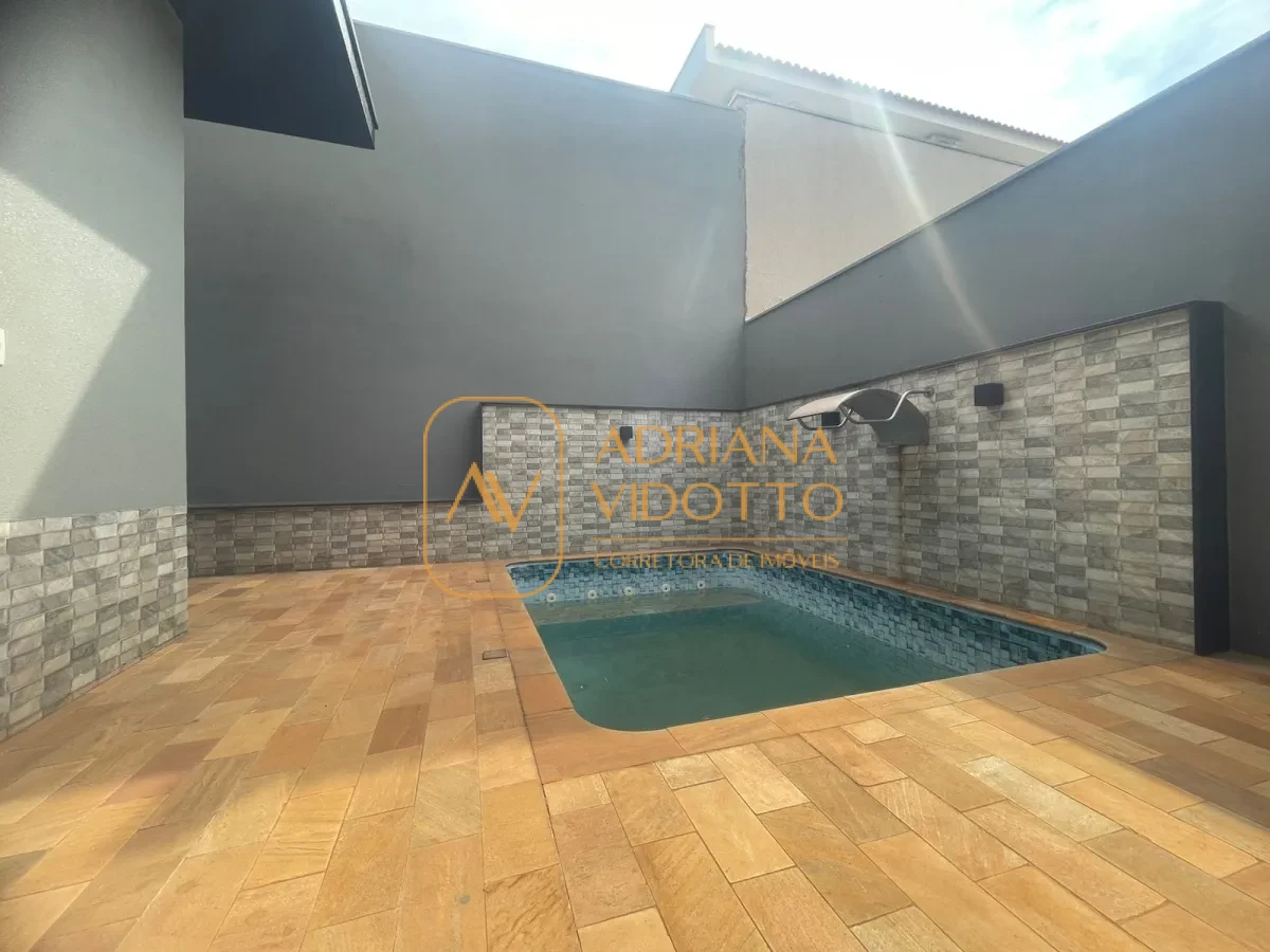 Imagem de SOBRADO ALTO PADRÃO - CONDOMÍNIO VILLAGE DAMHA I, COM 3 SUÍTES E PISCINA