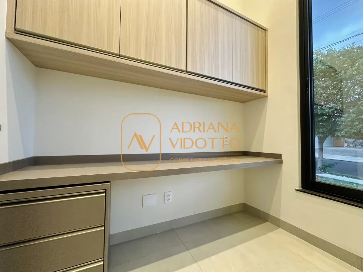 Imagem de CASA A VENDA VILLAGE DAMHA III COM 3 SUÍTES, ESCRITÓRIO E ÁREA GOURMET COM JACUZZI