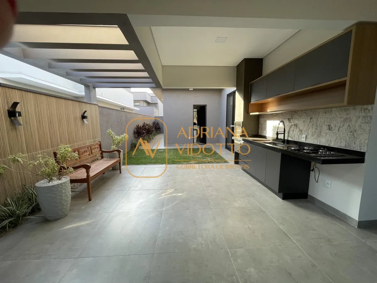 Imagem de LINDA CASA A VENDA VILLAGE DAMHA III, COM 3 SUÍTES, ESPAÇO GOURMET INCRÍVEL E ESCRITÓRIO