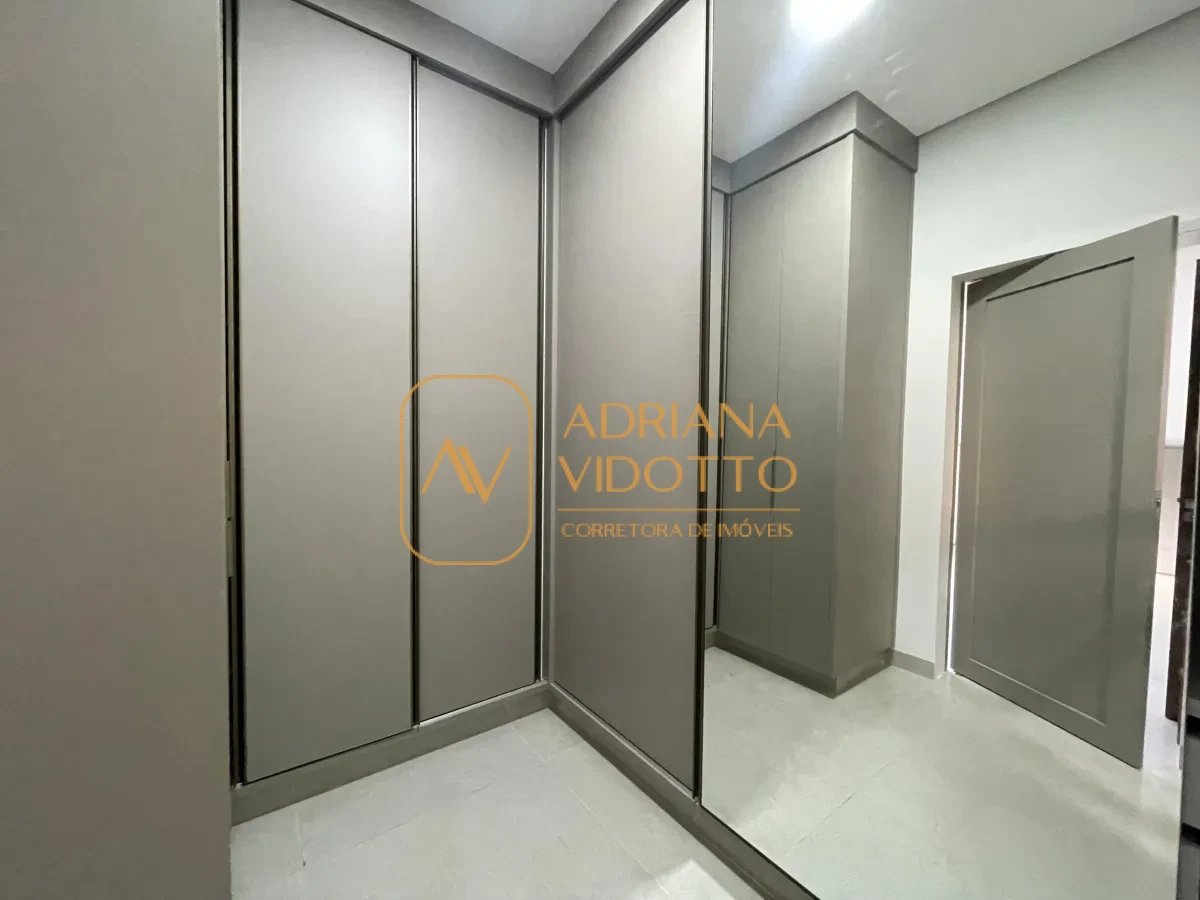 Imagem de LINDA CASA A VENDA VILLAGE DAMHA III, COM 3 SUÍTES, ESPAÇO GOURMET INCRÍVEL E ESCRITÓRIO