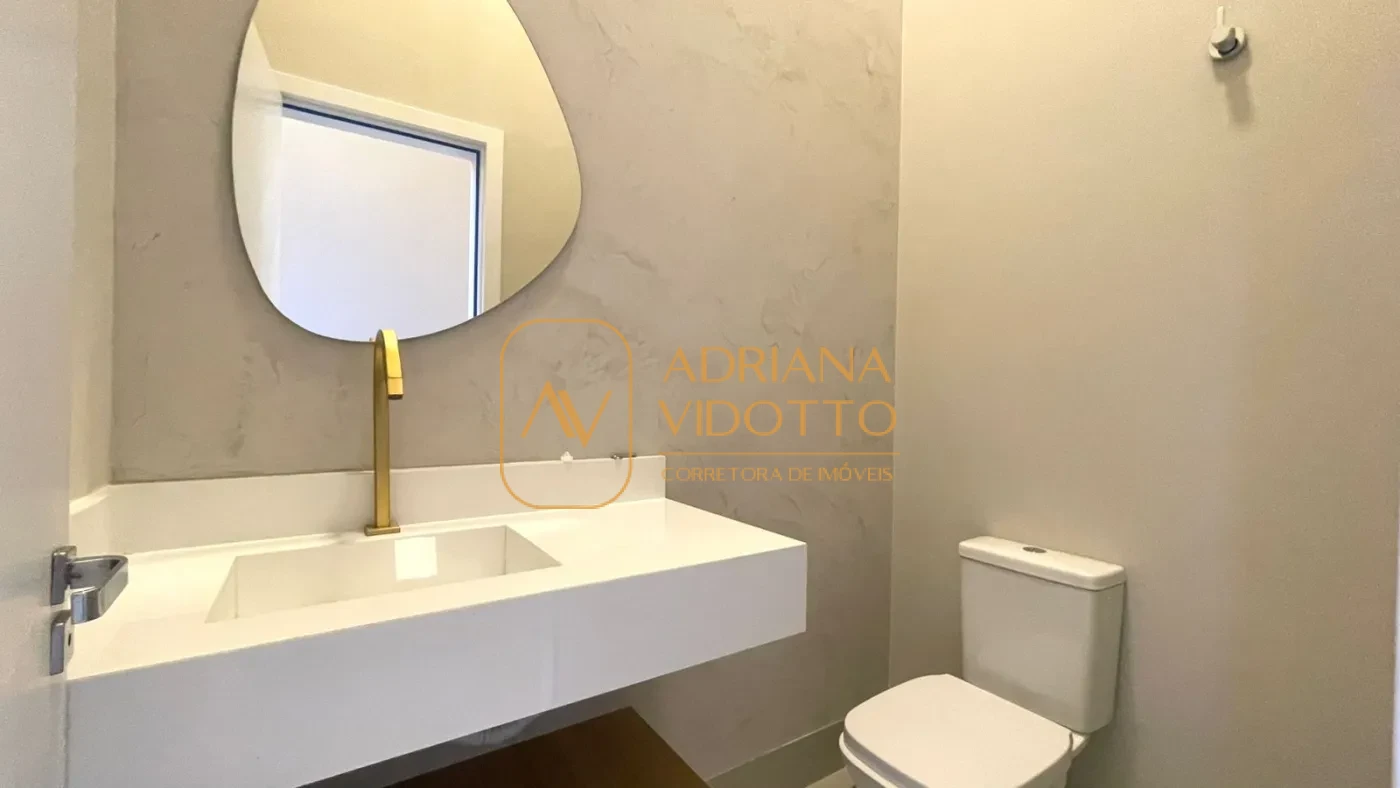 Imagem de CASA ALTO PADRÃO EM CONDOMÍNIO COM 3 SUÍTES, PISCINA E ESCRITÓRIO