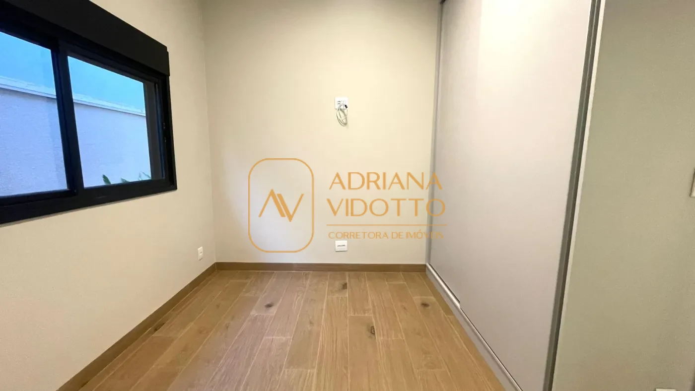 Imagem de CASA ALTO PADRÃO EM CONDOMÍNIO COM 3 SUÍTES, PISCINA E ESCRITÓRIO