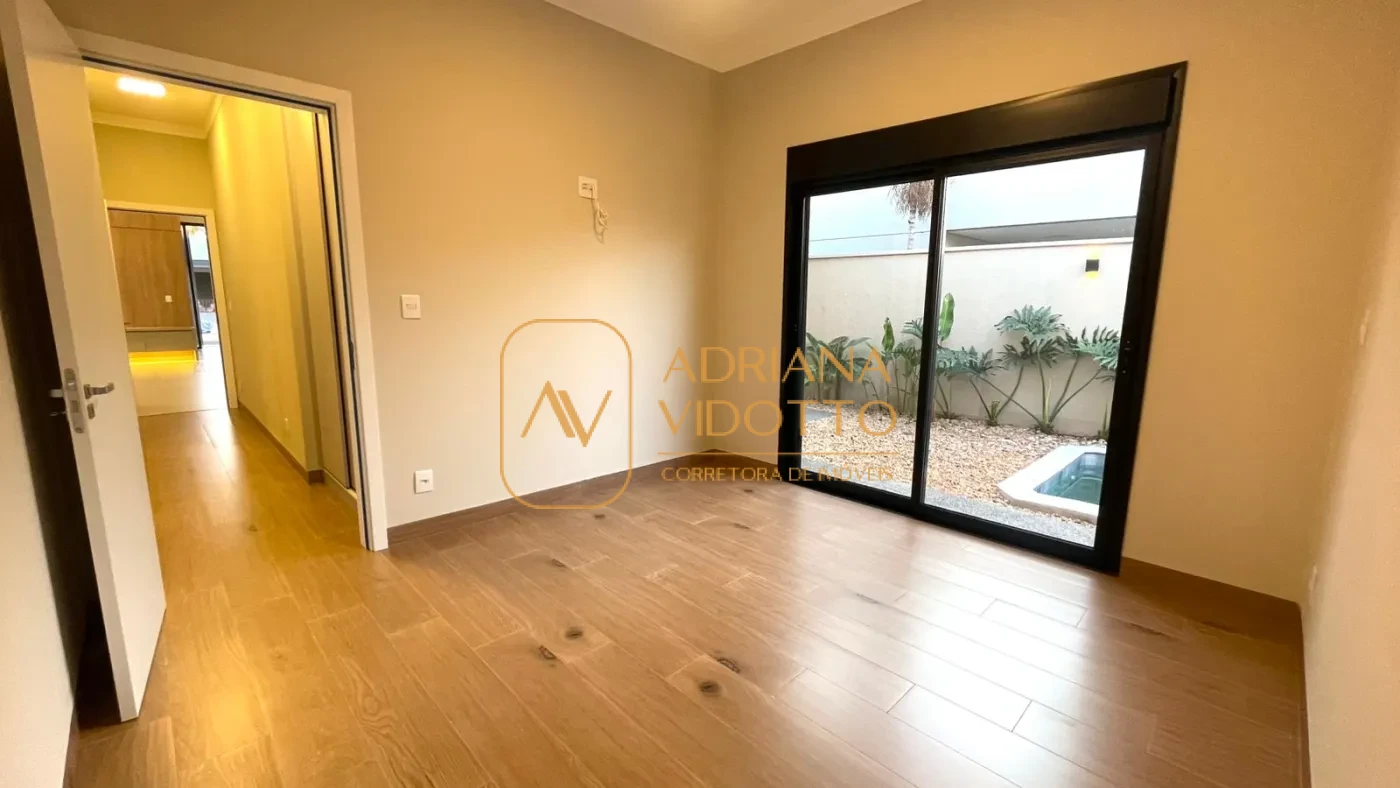 Imagem de CASA ALTO PADRÃO EM CONDOMÍNIO COM 3 SUÍTES, PISCINA E ESCRITÓRIO