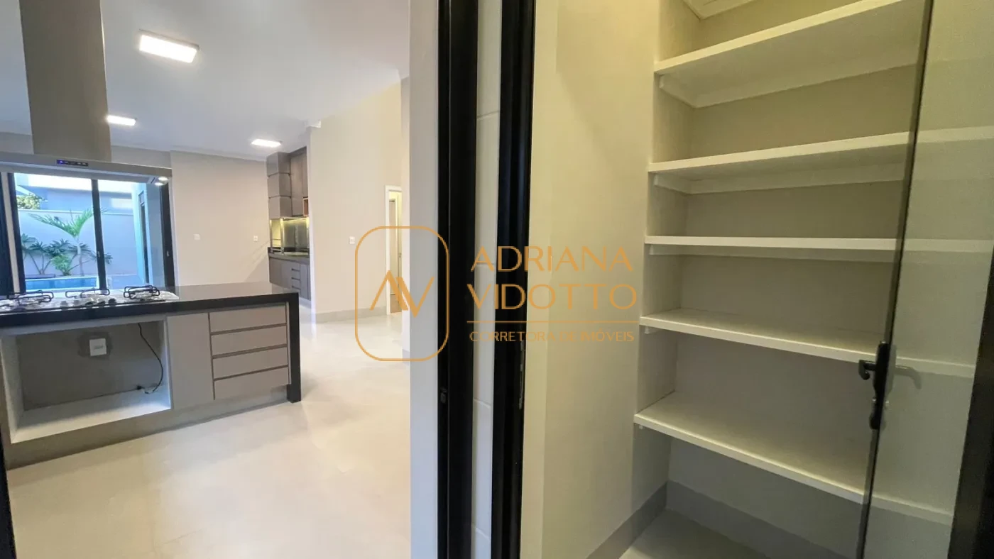 Imagem de CASA ALTO PADRÃO EM CONDOMÍNIO COM 3 SUÍTES, PISCINA E ESCRITÓRIO