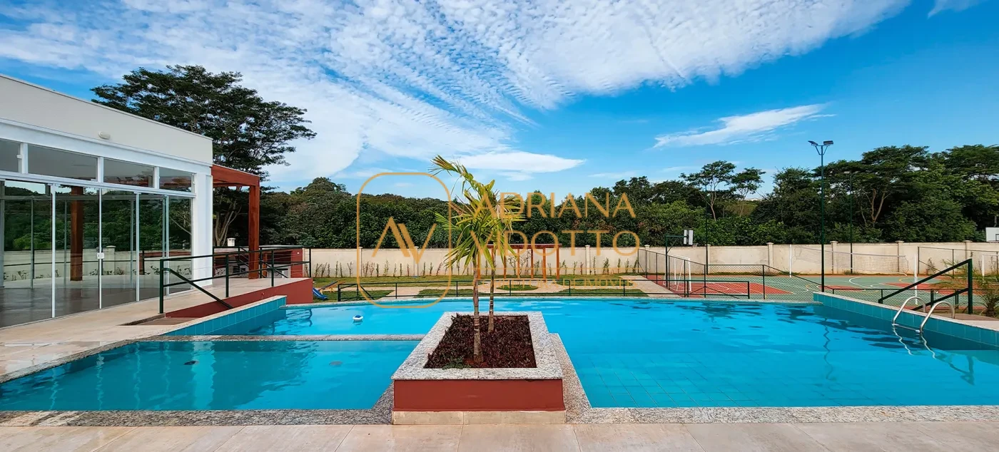 Imagem de CASA A VENDA EM CONDOMÍNIO TIVOLLI COM 3 QUARTOS, SENDO 1 SUÍTE E QUINTAL