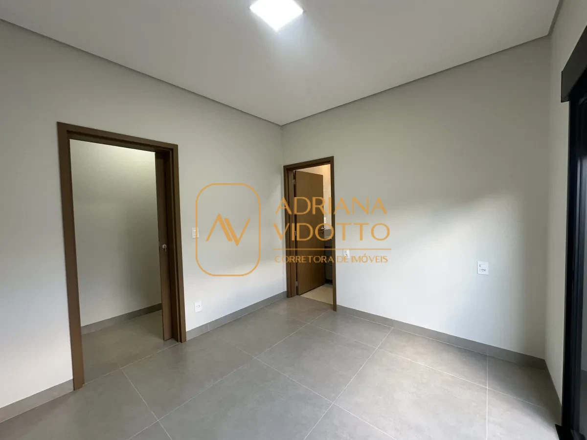 Imagem de Residência de Alto Padrão no Condomínio Quinta dos Tipuanas com 3 suítes, piscina e garagem para 3 carros coberta.