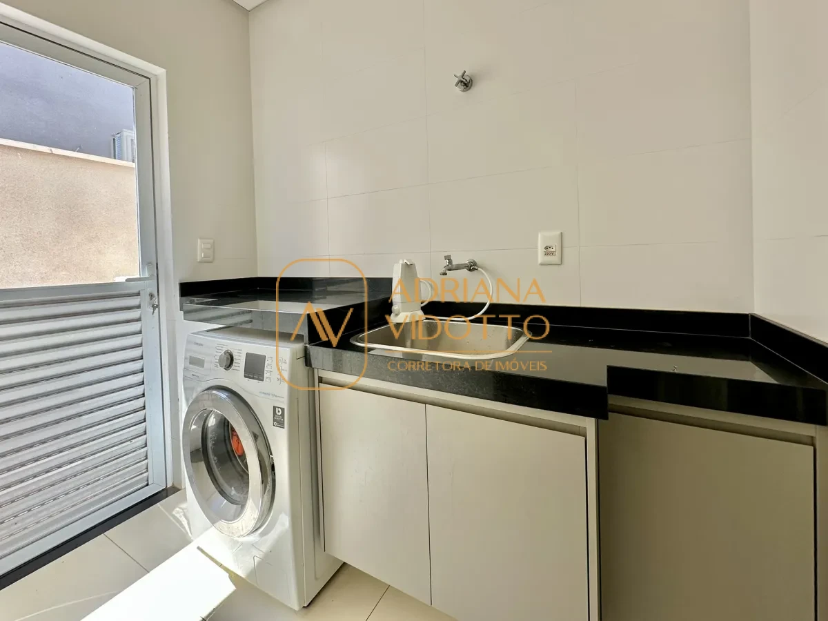 Imagem de CASA TERREA A VENDA VILLAGE DAMHA II COM 3 QUARTOS SENDO 1 SUITE MASTER E AREA GOURMET COM QUINTAL GRAMADO