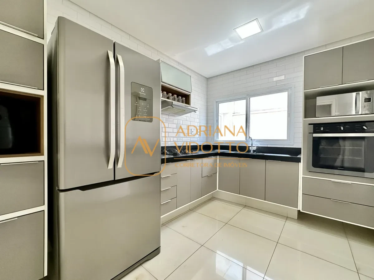 Imagem de CASA TERREA A VENDA VILLAGE DAMHA II COM 3 QUARTOS SENDO 1 SUITE MASTER E AREA GOURMET COM QUINTAL GRAMADO