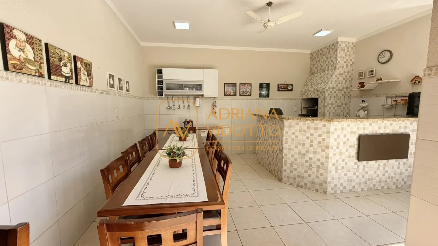 Imagem de IMÓVEL PREMIUM EM CONDOMINIO COM 3 SUÍTES, 3 SALAS, ÁREA GOURMET COM PISCINA AQUECIDA