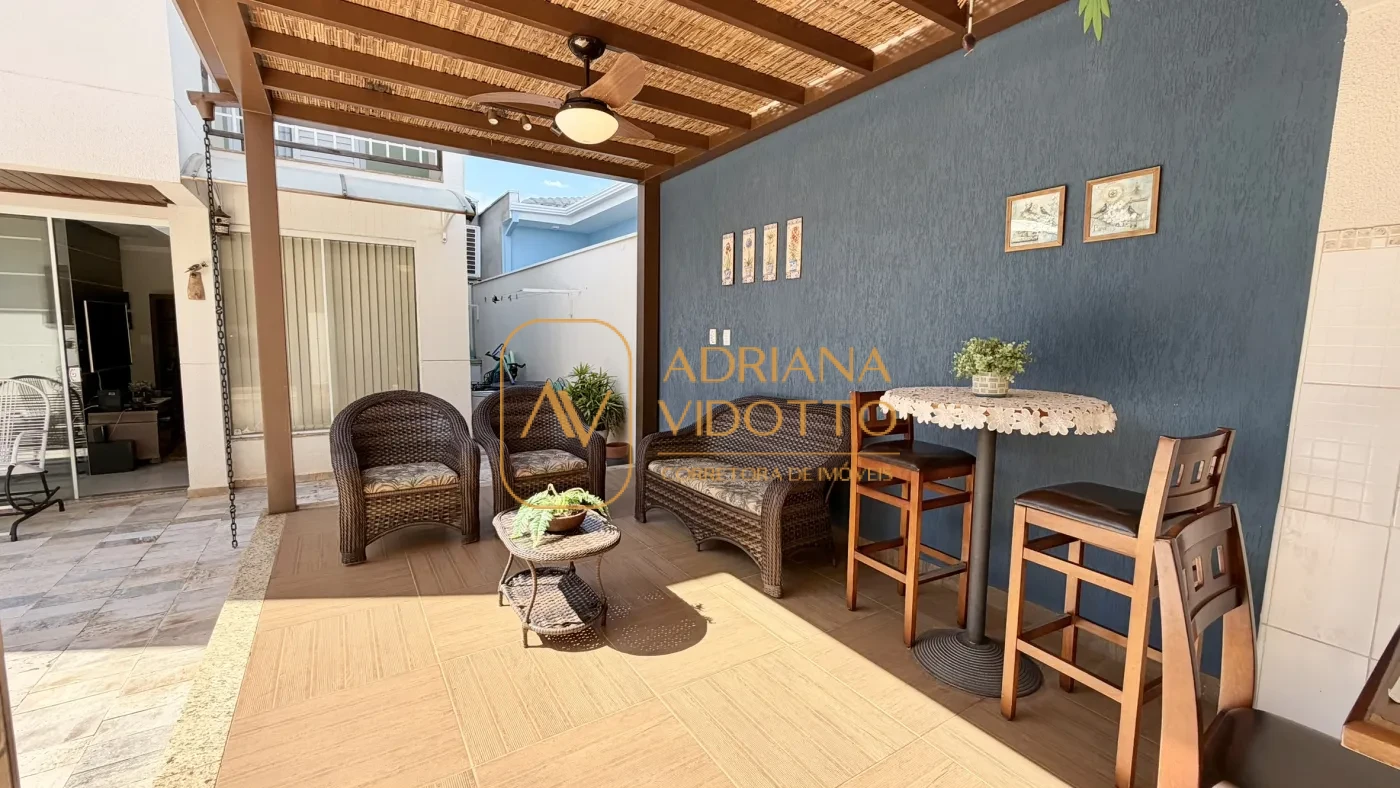 Imagem de IMÓVEL PREMIUM EM CONDOMINIO COM 3 SUÍTES, 3 SALAS, ÁREA GOURMET COM PISCINA AQUECIDA