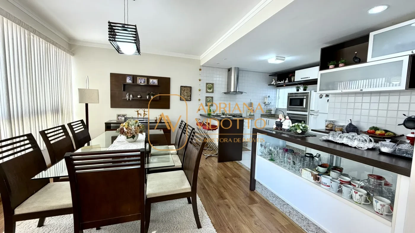 Imagem de IMÓVEL PREMIUM EM CONDOMINIO COM 3 SUÍTES, 3 SALAS, ÁREA GOURMET COM PISCINA AQUECIDA