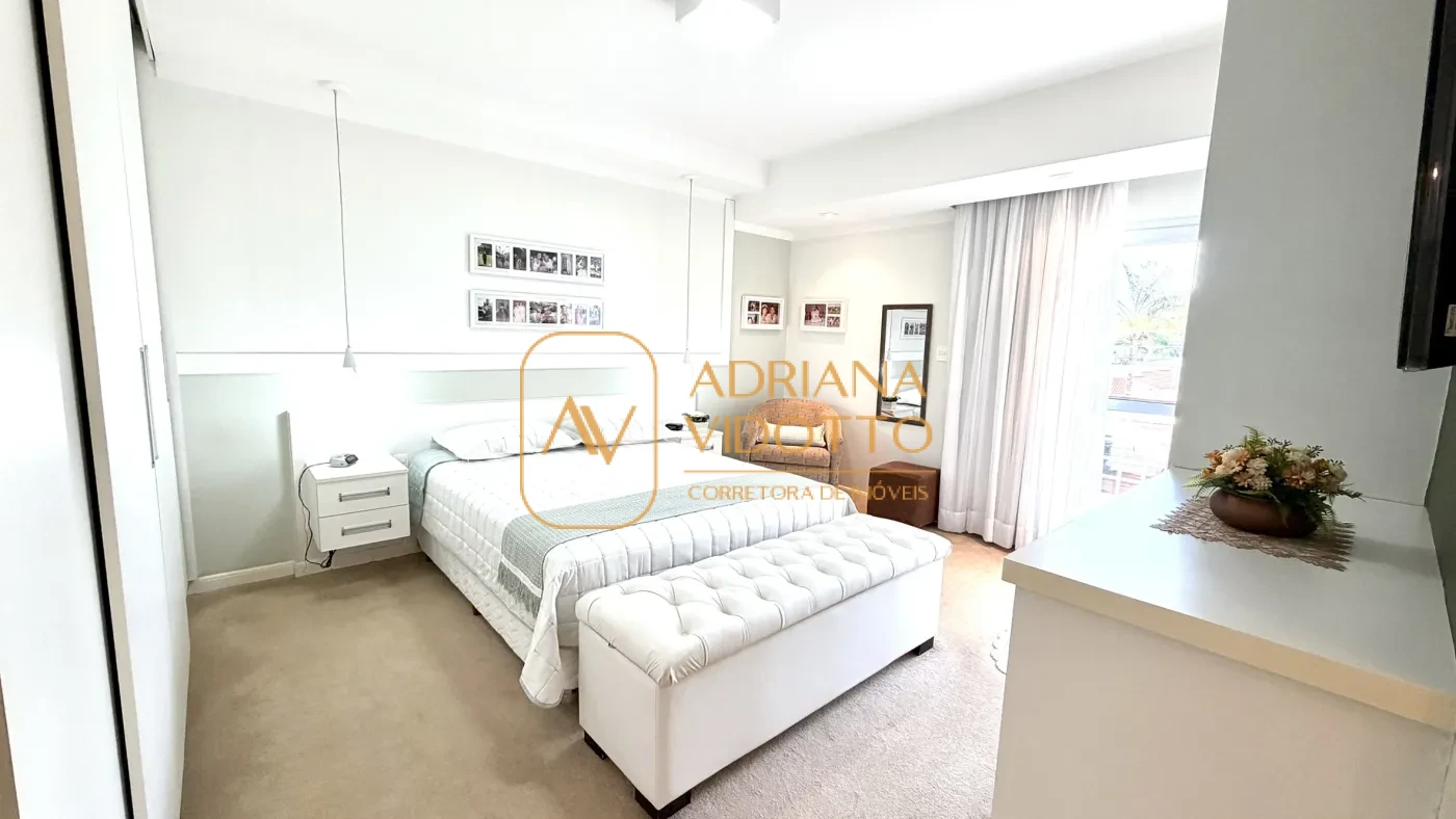 Imagem de IMÓVEL PREMIUM EM CONDOMINIO COM 3 SUÍTES, 3 SALAS, ÁREA GOURMET COM PISCINA AQUECIDA