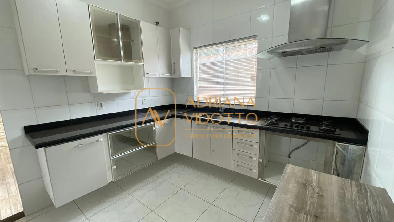 Imagem de IMÓVEL EM CONDOMÍNIO COM 3 QUARTOS, SENDO 1 SUÍTE, ENERGIA FOTOVOLTAICA