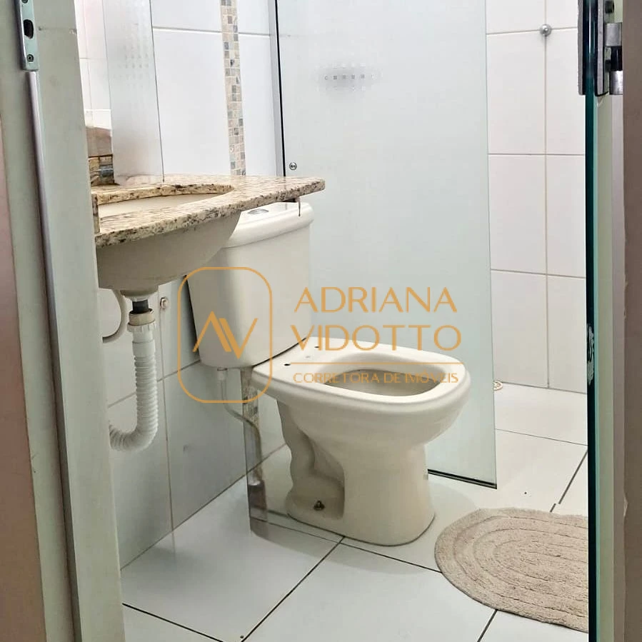 Imagem de CASA TERREA COM 3 QUARTOS, SENDO 1 SUITE, PISCINA E UM QUINTAL ESPAÇOSO