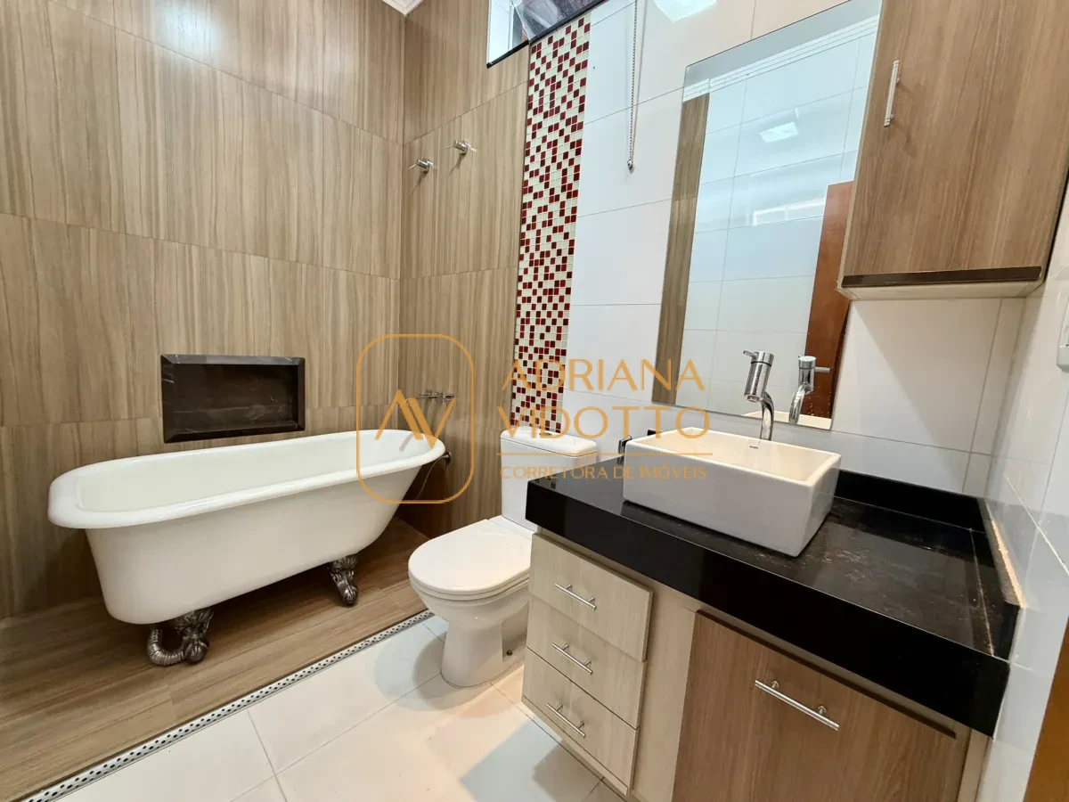 Imagem de CASA A VENDA EM CONDOMÍNIO COM ÁREA GOURMET COM PISCINA E SUITE ESPAÇOSA