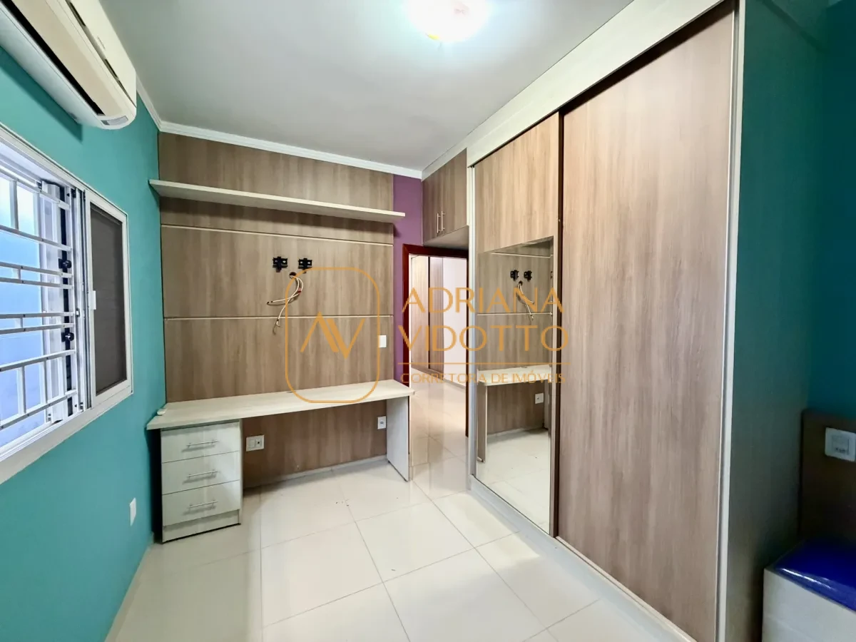 Imagem de CASA A VENDA EM CONDOMÍNIO COM ÁREA GOURMET COM PISCINA E SUITE ESPAÇOSA