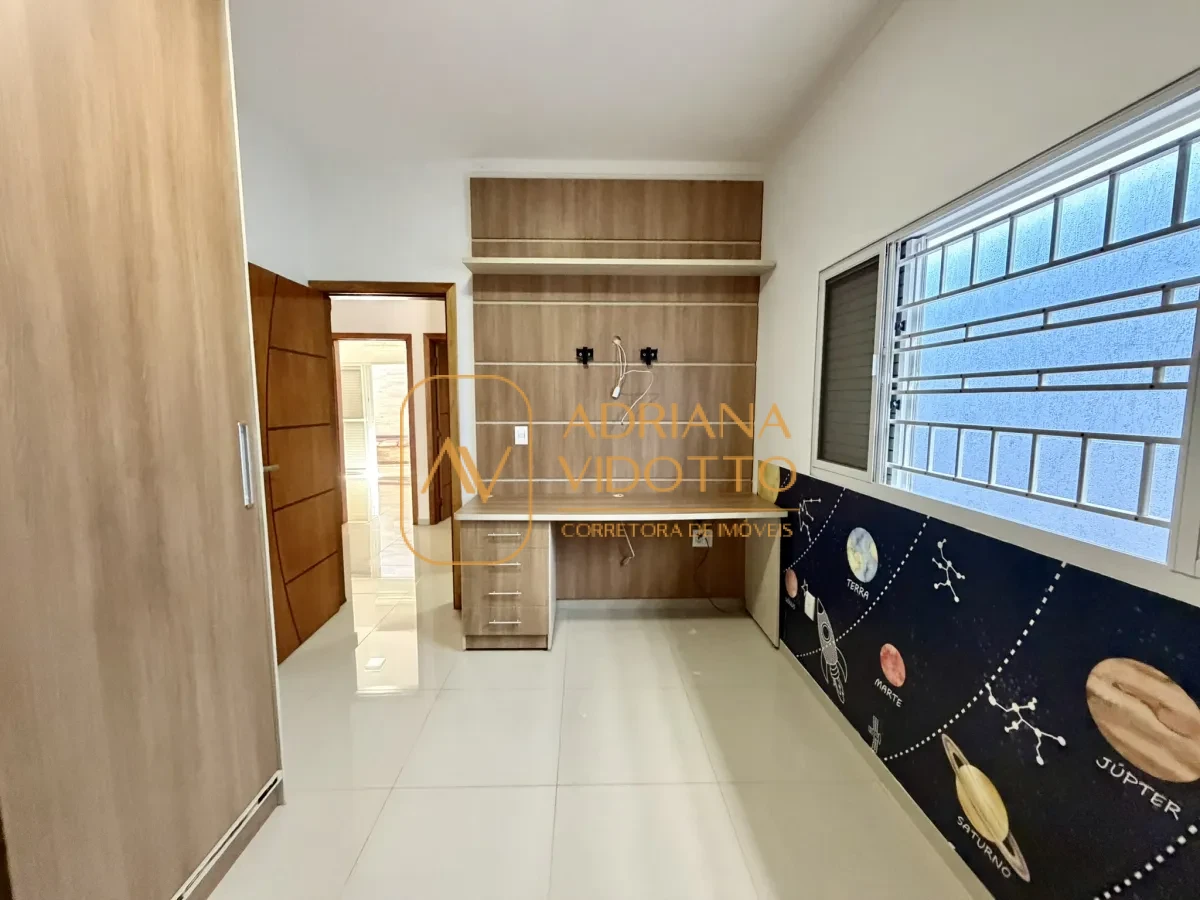 Imagem de CASA A VENDA EM CONDOMÍNIO COM ÁREA GOURMET COM PISCINA E SUITE ESPAÇOSA