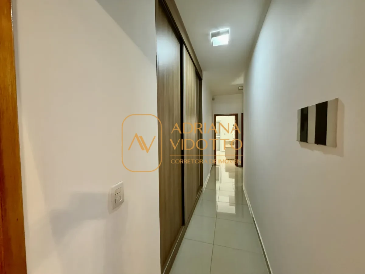 Imagem de CASA A VENDA EM CONDOMÍNIO COM ÁREA GOURMET COM PISCINA E SUITE ESPAÇOSA