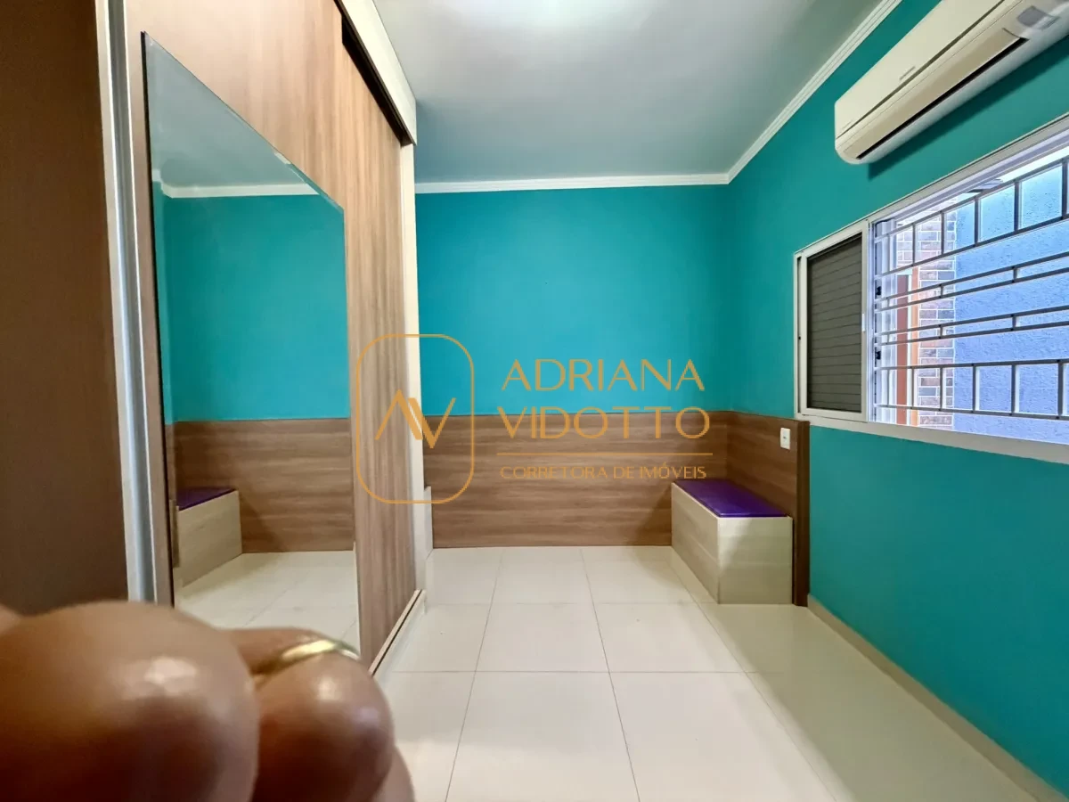 Imagem de CASA A VENDA EM CONDOMÍNIO COM ÁREA GOURMET COM PISCINA E SUITE ESPAÇOSA