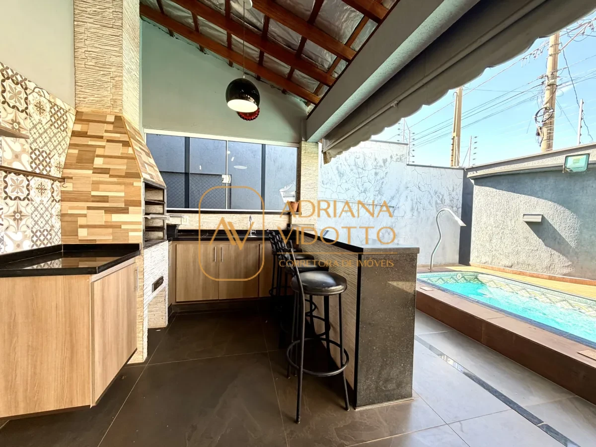 Imagem de CASA A VENDA EM CONDOMÍNIO COM ÁREA GOURMET COM PISCINA E SUITE ESPAÇOSA