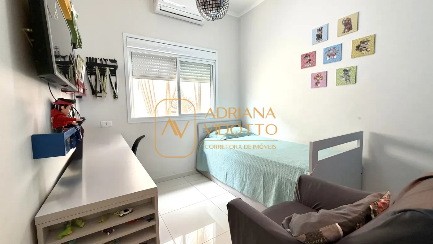 Imagem de CASA TÉRREA EM CONDOMÍNIO BUONA VITA COM 3 QUARTOS, ÁREA GOURMET, QUINTAL GRAMADO E MEZANINO COM ESCRITÓRIO