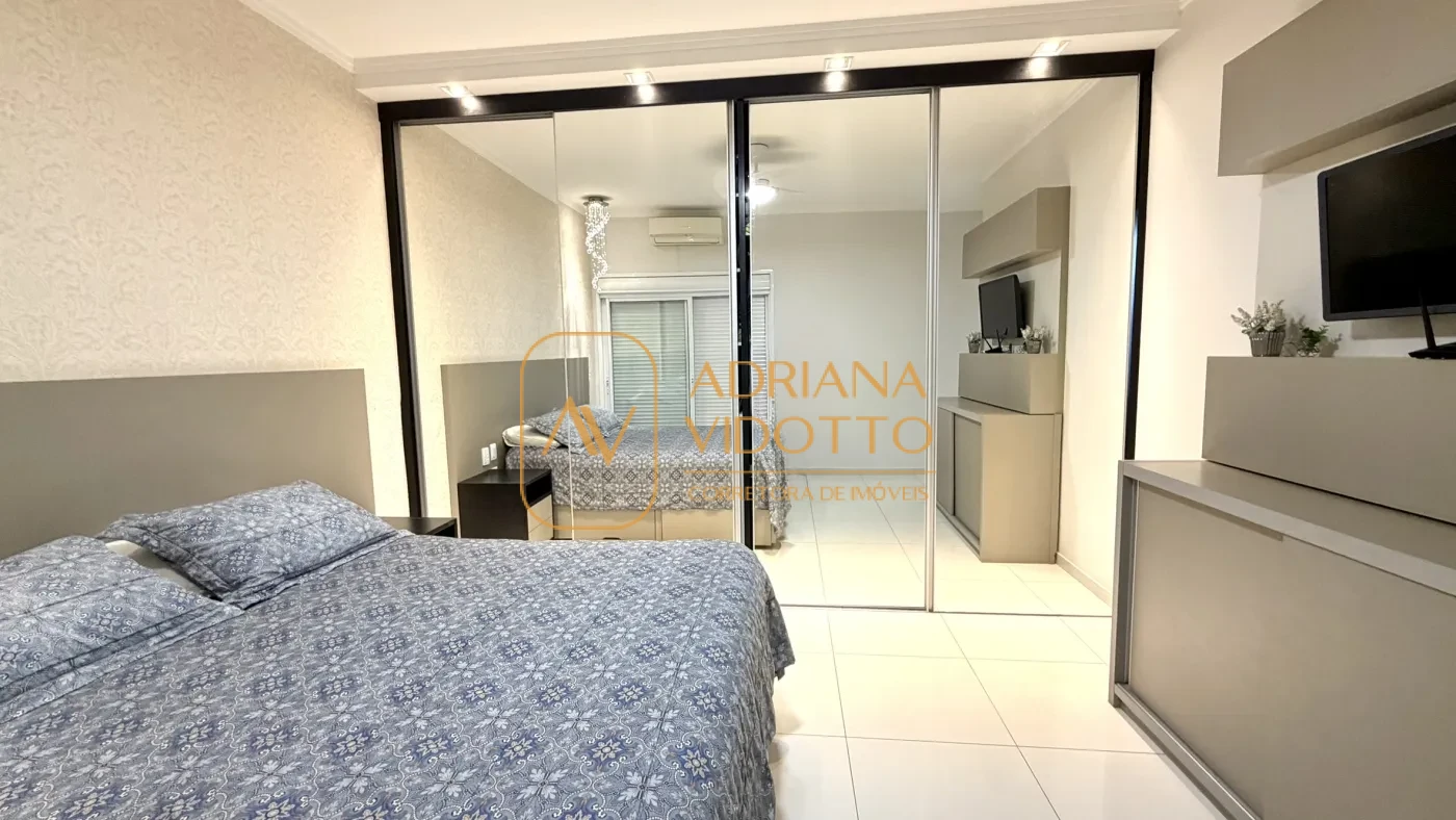 Imagem de CASA TÉRREA EM CONDOMÍNIO BUONA VITA COM 3 QUARTOS, ÁREA GOURMET, QUINTAL GRAMADO E MEZANINO COM ESCRITÓRIO