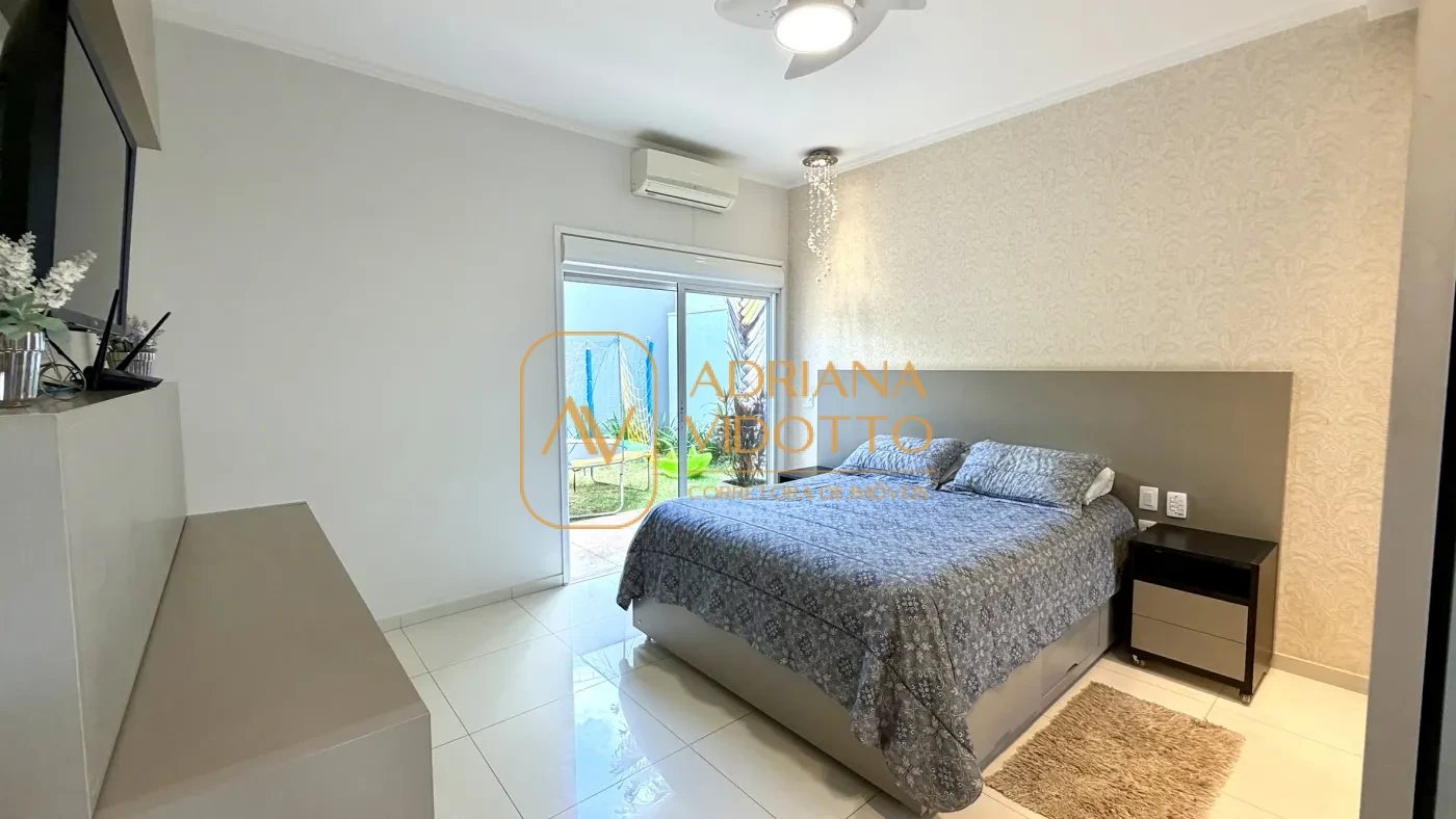 Imagem de CASA TÉRREA EM CONDOMÍNIO BUONA VITA COM 3 QUARTOS, ÁREA GOURMET, QUINTAL GRAMADO E MEZANINO COM ESCRITÓRIO