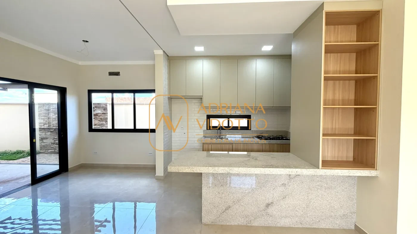 Imagem de CASA A VENDA VILLAGE DAMHA III COM 3 SUÍTES, ESCRITÓRIO E ÁREA GOURMET