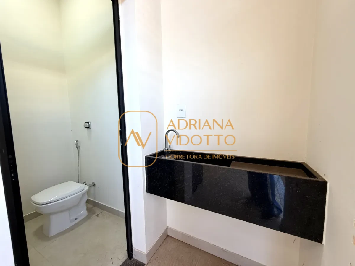 Imagem de CASA A VENDA VILLAGE DAMHA III COM 3 SUÍTES, ESCRITÓRIO E ÁREA GOURMET