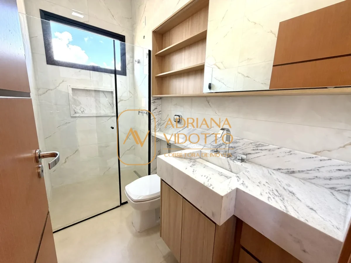 Imagem de CASA A VENDA VILLAGE DAMHA III COM 3 SUÍTES, ESCRITÓRIO E ÁREA GOURMET