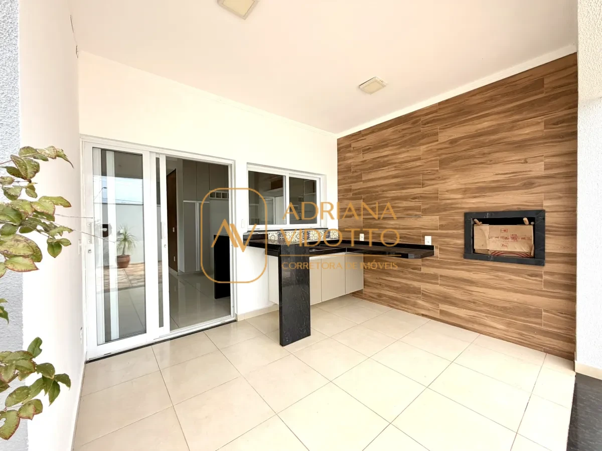 Imagem de SOBRADO À VENDA COM 3 QUARTOS SENDO 1 SUÍTE,  ÁREA GOURMET E PISCINA AQUECIDA.