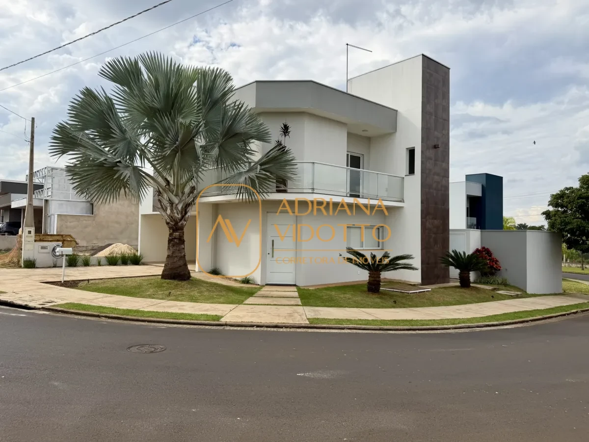 Imagem de SOBRADO À VENDA COM 3 QUARTOS SENDO 1 SUÍTE,  ÁREA GOURMET E PISCINA AQUECIDA.